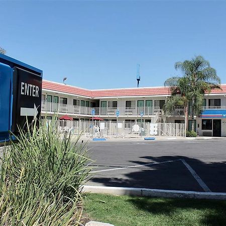 Motel 6-Bakersfield, Ca - Convention Center Exterior foto